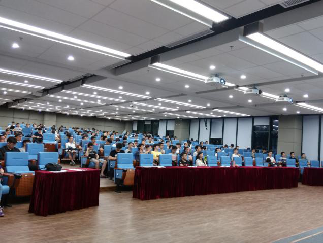 电子与信息工程学院2016级年级大会暨优秀学长分享交流会报道