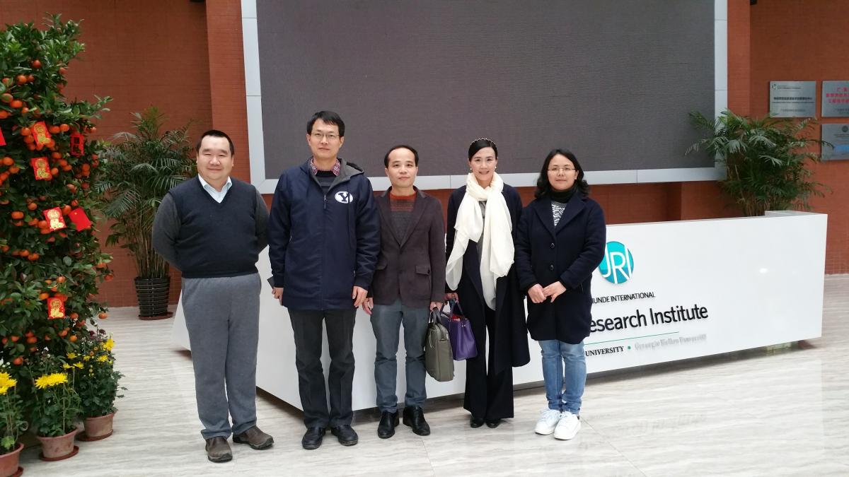 广东顺德英国威廉公司卡内基梅隆大学国际联合研究院参观